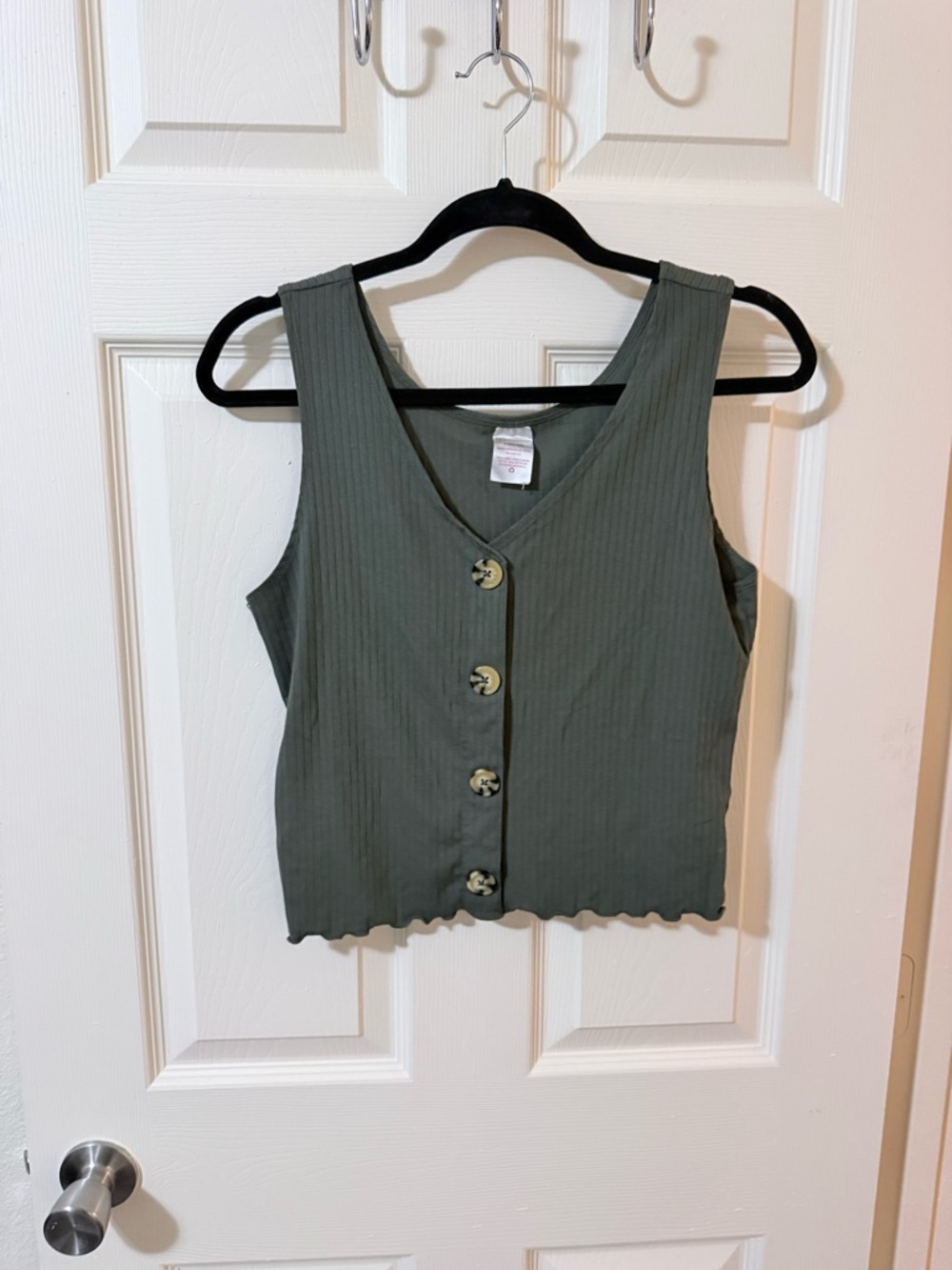 No Boundaries Olive Ribbed Button-Front Crop Tank